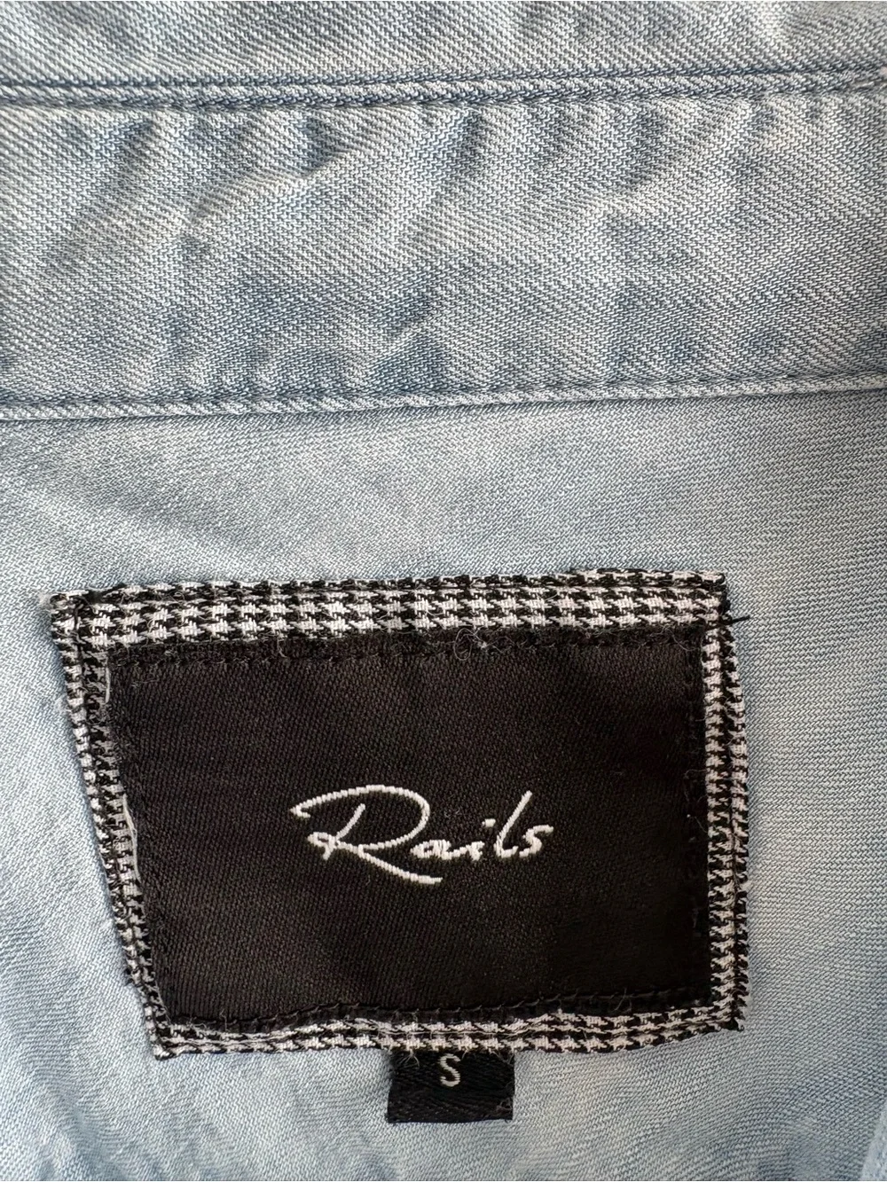 Rails Light Wash Button-Up Chambray Shirt - Picture 3 of 5